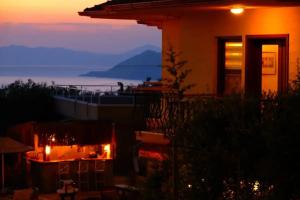 Mandarin & Mango Boutique Hotel, Фаралия