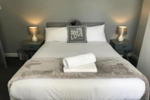 Inn Cardiff, Кардифф