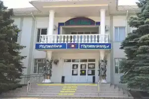 Гостиница «Галактика», Выселки