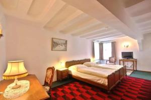 Burghotel, Моншау