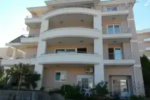 Luxor Apartments, Ульцинь