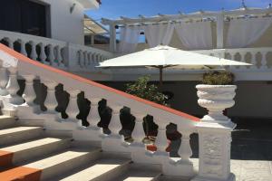 Tyrrhenum, Баколи