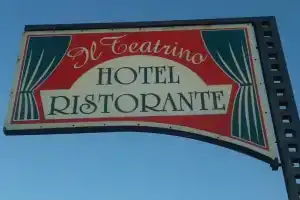 Il Teatrino Hotel, Ассемини