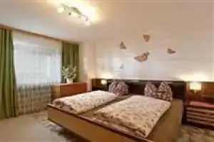 Pension Gerlinde Feichter, Зёлль