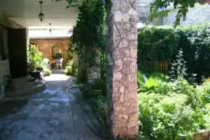Частный дом Натальи, Феодосия