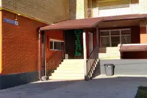 Hotel «Green», Лобня