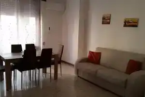 Senza Pensieri, Галатоне