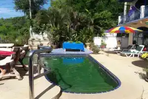 Boutique Guesthouse Villa Colonia, Наклуа
