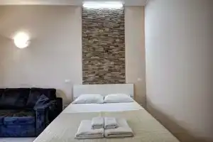Lecco, Милан