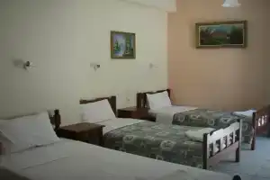 Agnantema, Скиатос