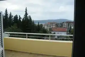 Apartments Viktoria, Тиват