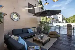 Alhambra Boutique Penthouse Terrace, Гранада
