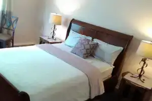 Hb Guest Home 5, Китченер