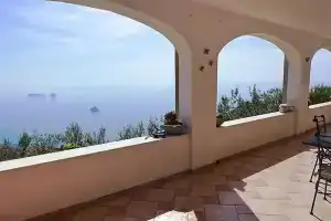 Fontanarosa, Нерано
