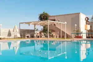 Dimitra Apartments & Studios, Платаньяс