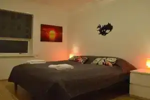 Borg Apartments, Хволсволлур