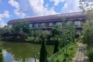 Гостиница «Фазенда Азнавура», Зеленоград
