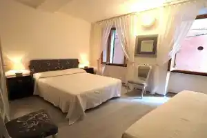 Rissu Nice Room, Вернацца