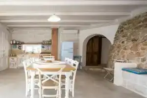 Prestige Pool Le07506391000004929, Торре-Суда