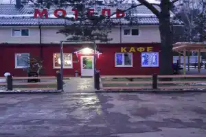Мотель «Две Совы» в Юхновском районе