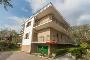 Ipsos Pool Apartments, Elena & Maria by Konnect, Ипсос