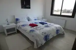 Le Pied-à-Terre, Карфаген