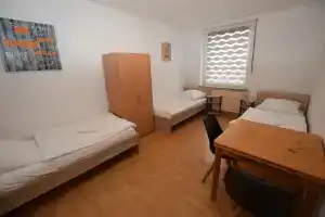 Ab Apartment 01, Штутгарт