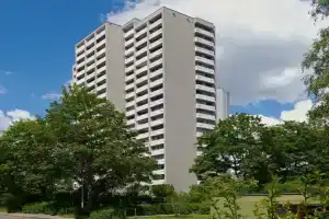 Apartment 14. Og mit Traumblick, Тюбинген