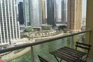 Ascapes Lake View Tower, Дубай