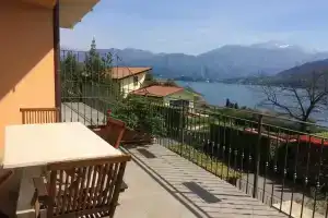 Apartment With 2 Bedrooms in Tremezzina, With Wonderful Lake View, Furnished Terrace and Wifi Near the Beach, Ленно