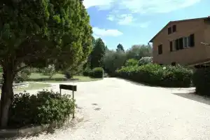 Agriturismo Poponi, Тоди