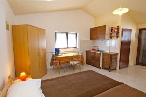Apartment 535, Štinjan