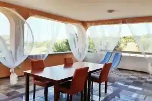 Мини-отель «Holliday Home Stani», Новаля