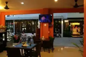 Baan Sabai De, Патонг
