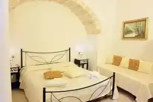 Corte Merlata, Галатоне