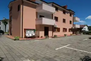 Apartments Nives NB
