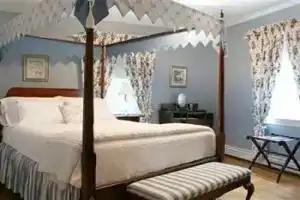 Inn At 802, Уильямсберг