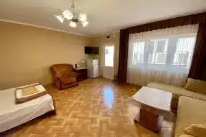 Дом «Амар», Лазаревское