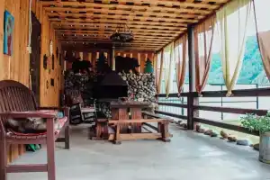 Усадьба у Дяди Стёпы, Чемал