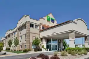Baymont Inn & Suites by Wyndham Lincoln Ne, Линкольн
