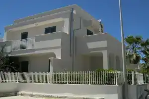 Maricasa Savelletri, Савеллетри