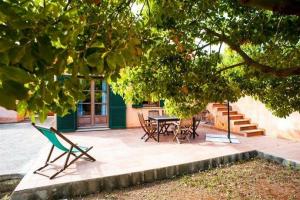 Villetta Le Lecce B, Каполивери