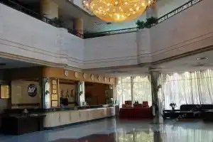 Luoyang Air Hotel, Лоян