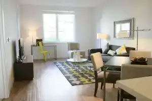 Oakwood Mountain View, Саннивейл