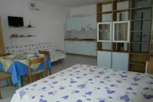 Monolocale Colombo, Каорле