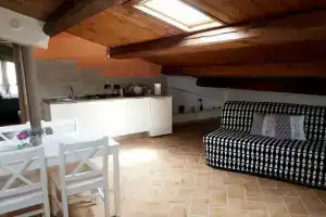Granny's House, Сполето