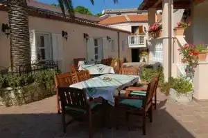 Villa Deis, Мали Лошинь