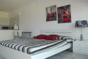 Апартаменты «Krasas Beach»