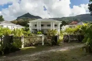 View Beach Villa, Бю Валлон