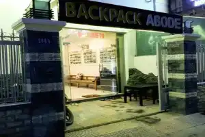 Backpack Abode Hostel, Нячанг